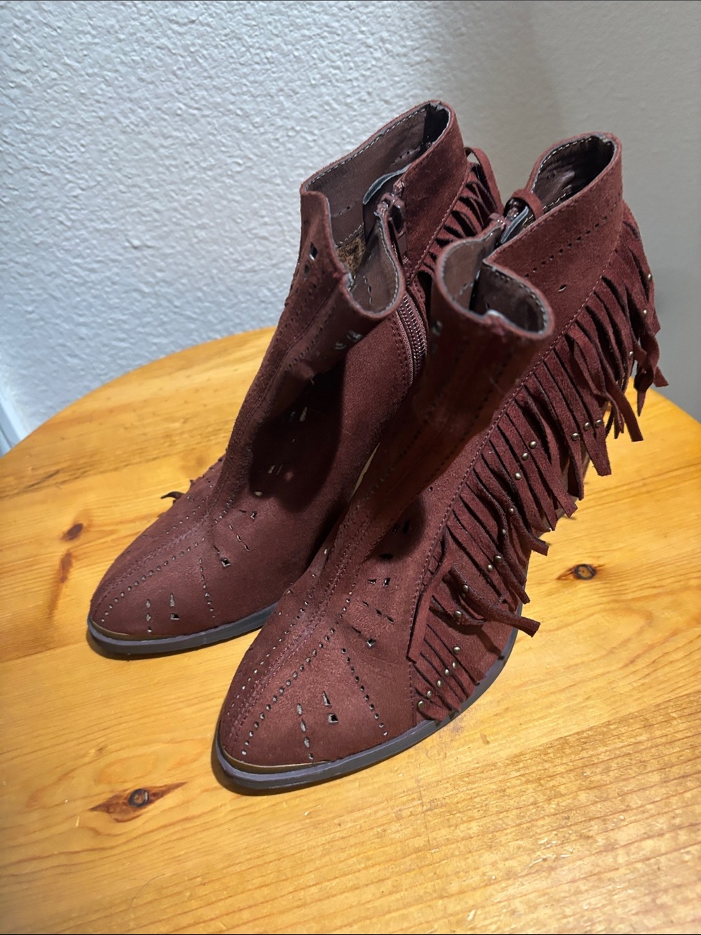 Hog Rated Fringed Suede Ankle Boots 7.5